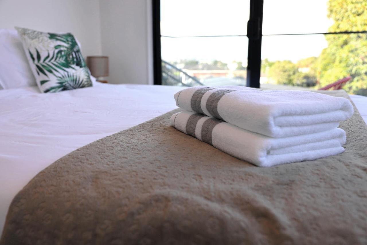 Luxury Brand New Designer Living Apartman Auckland Kültér fotó